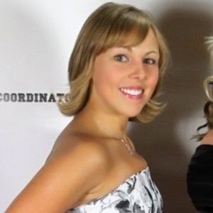 Meet your Posher, Carrie